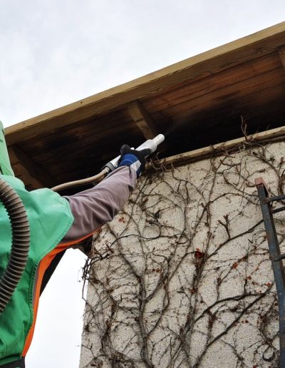 Tratamiento ecológico de madera con chorros a presión